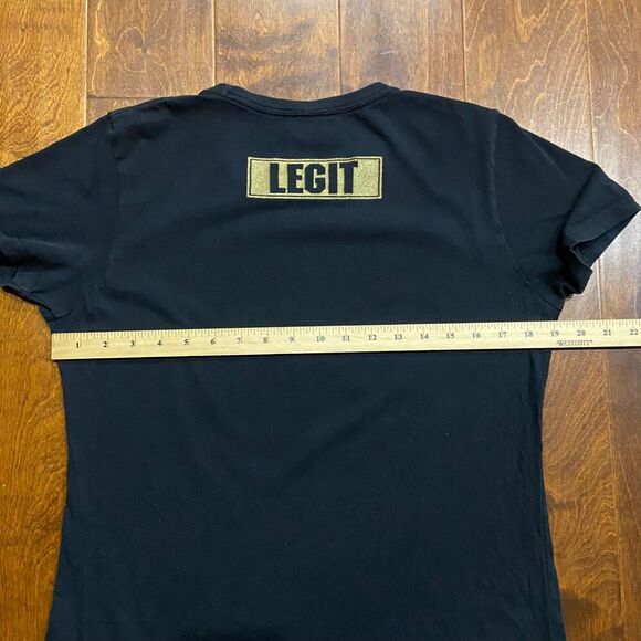 WWE Wrestling Sasha Banks Bosses Make Bank Black Gold Tee Women's Size XL - Picture 7 of 8